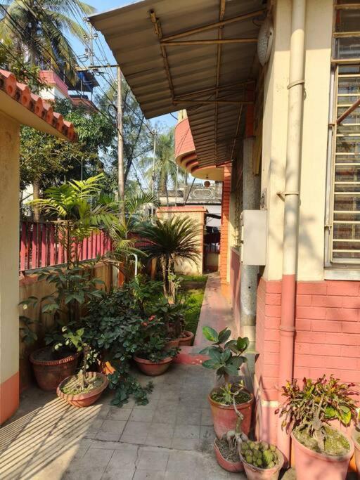 Premium Apartment, Kolkata Airport Buitenkant foto