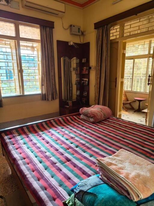 Premium Apartment, Kolkata Airport Buitenkant foto